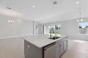 13050 Long Vly Cir, Spring Hill, FL 34609 - Photo 15