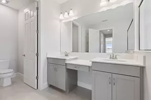 13050 Long Vly Cir, Spring Hill, FL 34609 - Photo 9