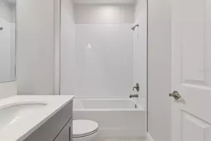 13050 Long Vly Cir, Spring Hill, FL 34609 - Photo 25