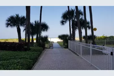 1270 Gulf Boulevard #302, Clearwater Beach, FL 33767 - Photo 5