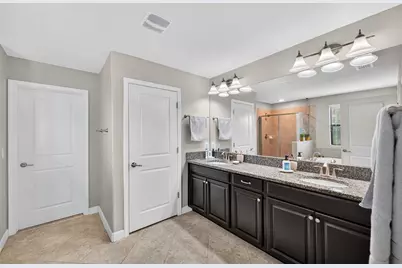 8918 Shady Pavillion Court, Land O Lakes, FL 34637 - Photo 33