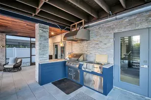 2600 Quincy St S, Saint Petersburg, FL 33711 - Photo 9