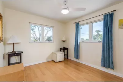 829 Narcissus Avenue, Clearwater Beach, FL 33767 - Photo 25