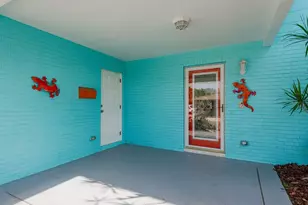 829 Narcissus Ave, Clearwater Beach, FL 33767 - Photo 5
