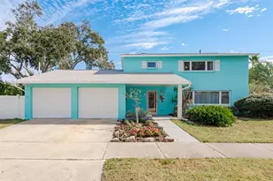 829 Narcissus Ave, Clearwater Beach, FL 33767 - Photo 1