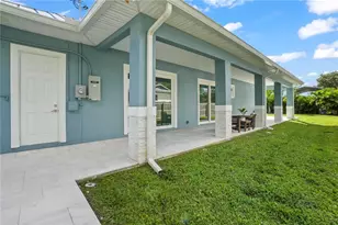 11624 Oak Ln, Seminole, FL 33778 - Photo 35