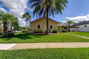 4831 Blue Jay Cir, Palm Harbor, FL 34683 - Photo 3