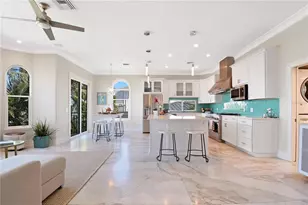 136 Devon Dr, Clearwater Beach, FL 33767 - Photo 9