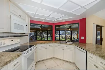 2721 Northridge Drive E, Clearwater, FL 33761 - Photo 11