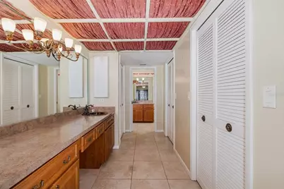 2721 Northridge Drive E, Clearwater, FL 33761 - Photo 13