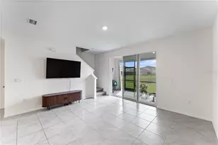 33066 Major Oak Dr, Wesley Chapel, FL 33545 - Photo 3