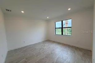 18928 Indian Rock Pl, Lakewood Ranch, FL 34211 - Photo 3