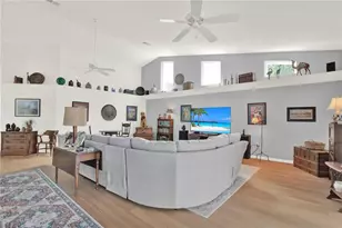 9339 Creole Ct, Weeki Wachee, FL 34613 - Photo 9