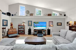 9339 Creole Ct, Weeki Wachee, FL 34613 - Photo 3