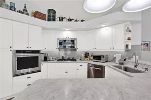 9339 Creole Ct, Weeki Wachee, FL 34613 - Photo 11