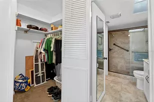 4900 Brittany Dr S, Saint Petersburg, FL 33715 - Photo 25