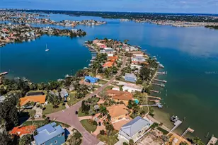 15459 2nd St E, Madeira Beach, FL 33708 - Photo 81