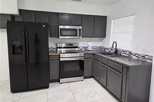 412 Kensington Lake Cir, Brandon, FL 33511 - Photo 9