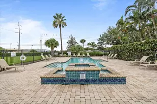 13905 Abbey Ln, Largo, FL 33771 - Photo 3