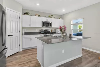 14716 Gallop Run Drive, Lithia, FL 33547 - Photo 11