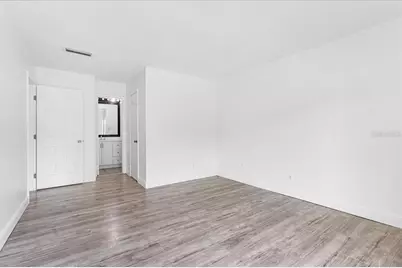 1114 85th Terrace N #D, Saint Petersburg, FL 33702 - Photo 13