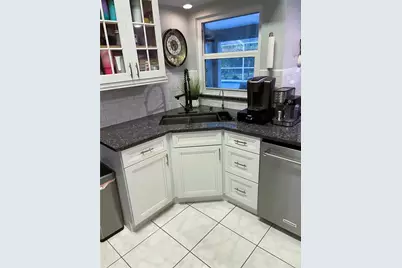 2571 Running Oak Court, Spring Hill, FL 34608 - Photo 11