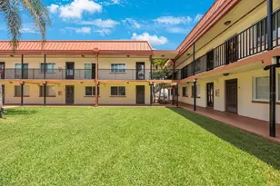 10369 Paradise Blvd, Treasure Island, FL 33706 - Photo 27