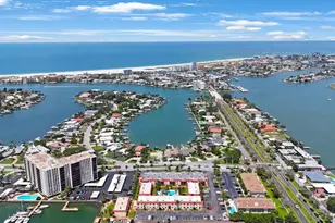 10369 Paradise Blvd, Treasure Island, FL 33706 - Photo 35