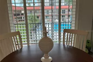 10369 Paradise Blvd, Treasure Island, FL 33706 - Photo 7