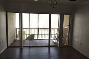 8602 Champlain, Tampa, FL 33614 - Photo 7