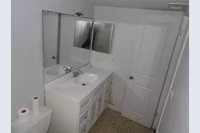 8602 Champlain #87, Tampa, FL 33614 - Photo 17