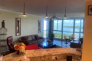 7100 Sunshine Skyway Ln S, Saint Petersburg, FL 33711 - Photo 15