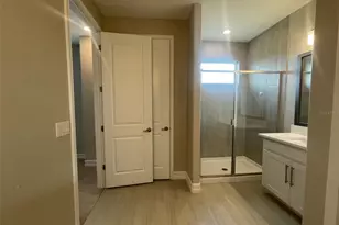 4596 Almada Ln, Wesley Chapel, FL 33543 - Photo 15