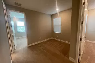 4596 Almada Ln, Wesley Chapel, FL 33543 - Photo 9