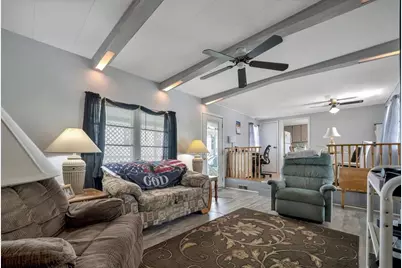 122 E Saint Annes Circle, Apollo Beach, FL 33572 - Photo 9