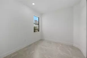 18824 Indian Rock Pl, Lakewood Ranch, FL 34211 - Photo 15