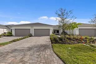 18828 Indian Rock Pl, Lakewood Ranch, FL 34211 - Photo 1