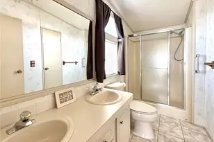 126 W St Johns Wy, Apollo Beach, FL 33572 - Photo 11
