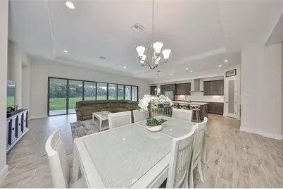 13211 Twin Bridges Drive, Riverview, FL 33579 - Photo 9