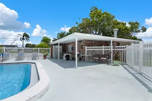 10008 Daffodil Street N, Pinellas Park, FL 33782 - Photo 43