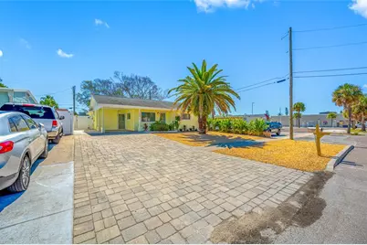 340 79th Avenue, Saint Pete Beach, FL 33706 - Photo 31