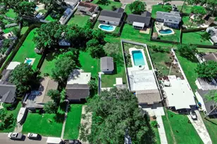 730 Lynndale St N, Saint Petersburg, FL 33703 - Photo 45