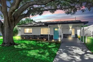 730 Lynndale St N, Saint Petersburg, FL 33703 - Photo 41