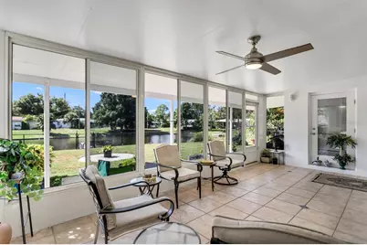 4864 Lake Charles Drive N, Kenneth City, FL 33709 - Photo 17