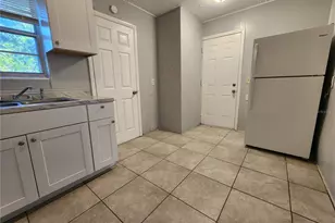 4602 Williamsburg Ave, Jacksonville, FL 32208 - Photo 3