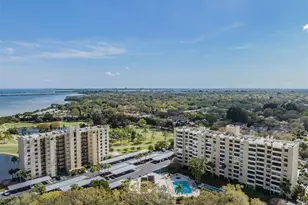 2620 Cove Cay Dr, Clearwater, FL 33760 - Photo 35