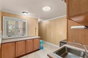 3498 Shoreline Cir, Palm Harbor, FL 34684 - Photo 59