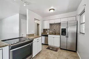 6407 S Cameron Ave, Tampa, FL 33616 - Photo 9