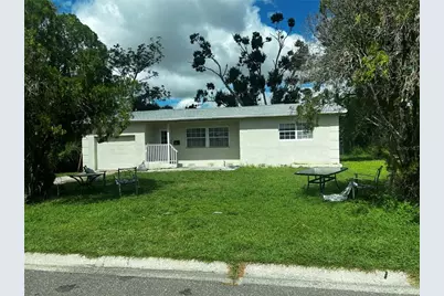 3655 Abington Avenue S, Saint Petersburg, FL 33711 - Photo 1