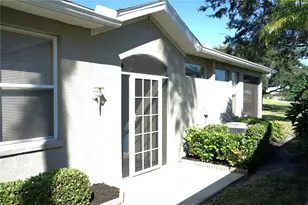 2129 Acadia Greens Dr, Sun City Center, FL 33573 - Photo 5